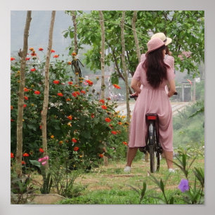 feestdag , jong aziatisch meisje in jurk op de fie poster