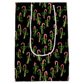 Feestdagen met kerstsnoepjes voor kerstmis medium cadeauzakje (Achterkant)