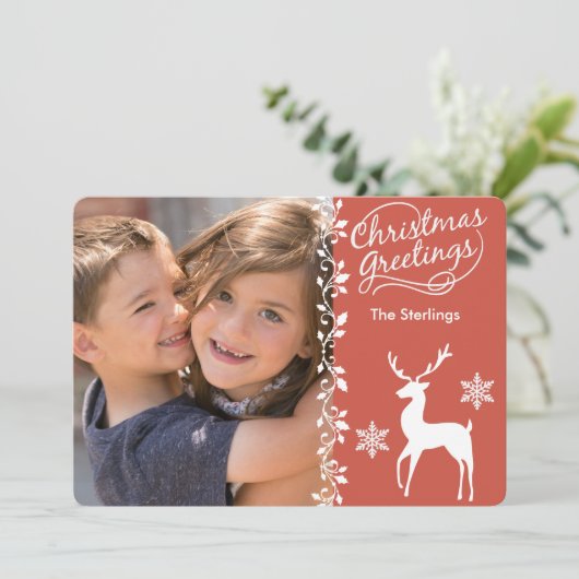 Feestdagen met rode kerstgraten feestdagenkaart (Staand voorkant)