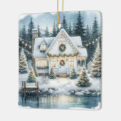 Feestelijk Huis op een Frozen Lake Christmas Keramisch Ornament (Links)