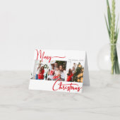 Feestelijk rood script gevouwen drie foto kerst feestdagen kaart (Voorkant)
