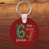Feestelijke 67 – Helder Kerst Nummerontwerp Sleutelhanger (Voorkant)