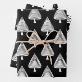 Feestelijke Black and White Holiday Trees Wrapping Inpakpapier Vel (In situ)