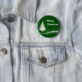 Feestelijke groene achtergrond & witte kerstboom ronde button 5,7 cm (In situ)