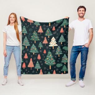 Feestelijke groene en koraalrode kerstboompatroon fleece deken