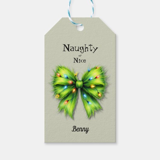 Feestelijke groene Furry Bow-Lights Naughty or Nic Cadeaulabel (Voorkant)