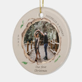 feestelijke houtsnipper eerste kerstjaar keramisch ornament (Links)