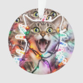 Feestelijke kat met kerstverlichting Ornament (voorkant)