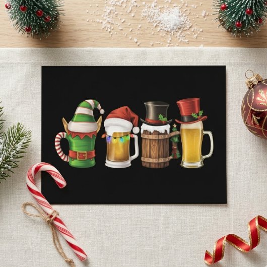 Feestelijke Kerstbierpullen in Kerstmannenhoeden Feestdagenkaart