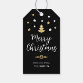 Feestelijke kerstboom aangepaste familienaam zwart cadeaulabel (Voorkant)