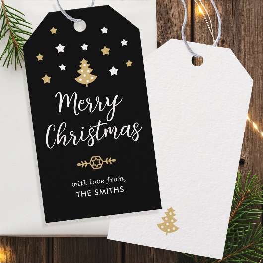 Feestelijke kerstboom aangepaste familienaam zwart cadeaulabel