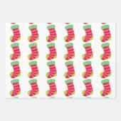 feestelijke kerstkousen op witte patronen inpakpapier vel (Voorkant 2)