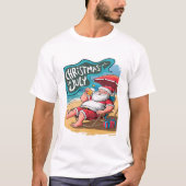Feestelijke Kerstman Ontspannen op het strand T-shirt (Voorkant)