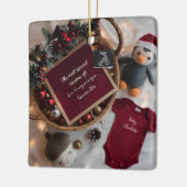 Feestelijke kerstmand zwangerschapsaankondiging keramisch ornament (Links)