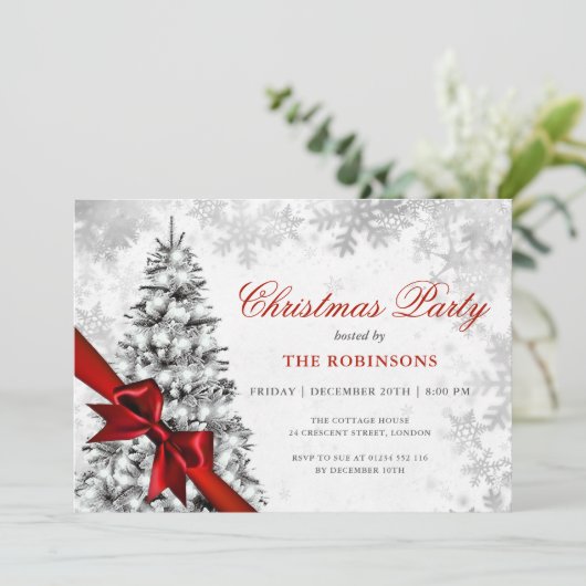 Feestelijke kerstpijnboom, zilver & rood lint kaart (Staand voorkant)