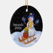 feestelijke kerstsneeuwman voegt naamtekst toe keramisch ornament (Rechts)