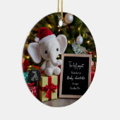 Feestelijke kerstvakantie zwangerschapsaankondigin keramisch ornament (Rechts)