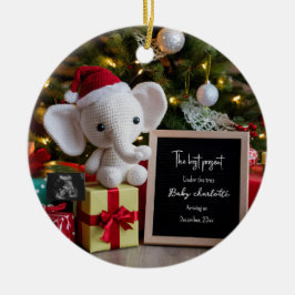 Feestelijke kerstvakantie zwangerschapsaankondigin keramisch ornament