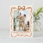 Feestelijke Merry Christmas Boho Bow Ribbon 3 Foto Feestdagenkaart (Staand voorkant)