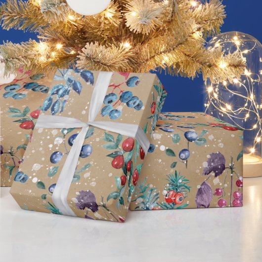 Feestelijke Moderne Waterverf Sneeuwbessen Kraft Cadeaupapier (Feestdagen)