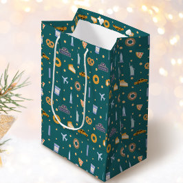 Feestelijke New York City Patroon Christmas Green Medium Cadeauzakje