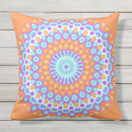 Feestelijke oranje roze mandala ontwerp 2 buitenkussen