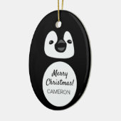 Feestelijke Pinguïn Pal: Gepersonaliseerde Ovale K Keramisch Ornament (Links)