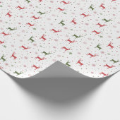 Feestelijke rendieren en sneeuwvlokken - Rood & Gr Cadeaupapier (Hoek)