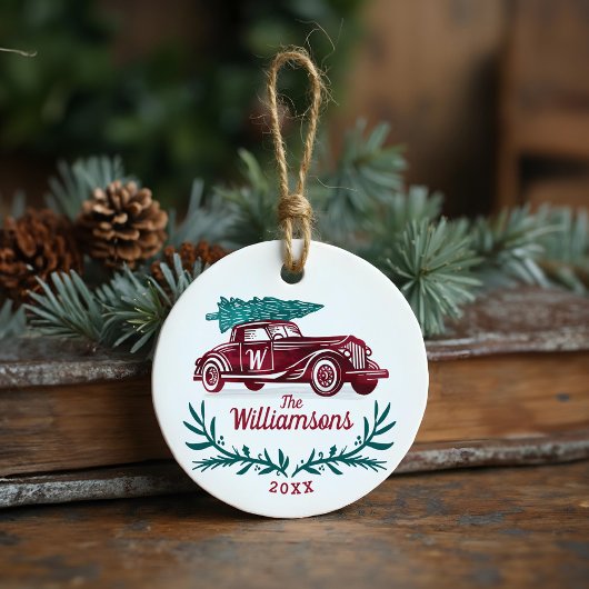 Feestelijke  Rode Auto Kerstboom Monogram Keramisch Ornament