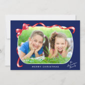 Feestelijke rode lint en boog gebogen foto kerst feestdagenkaart (Voorkant)