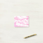 Feestelijke Roze Wolken Post-it® Notes (Op bureau)