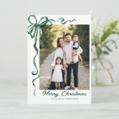 Feestelijke Sage Green Christmas Bow Ribbon 2 Foto Feestdagenkaart (Staand voorkant)