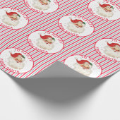 Feestelijke Stripe Aangepaste naam van Santa Gift Cadeaupapier (Hoek)