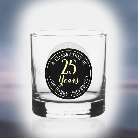 Feestelijke viering van 25e verjaardag whisky glas