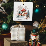 Feestelijke Waterverf Winter Woodland Mushrooms Fo Keramisch Ornament<br><div class="desc">Voor de familie kerstboom dit feestelijke seizoen. Personaliseer met uw tekstkeuze onder het hoofdontwerp op de voorkant en voeg uw eigen familiefoto op de achterkant toe.</div>