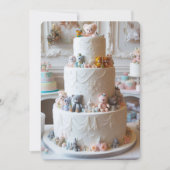 FEestelijke witte laagcake versierd met speelgoed (Voorkant)