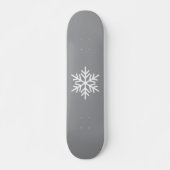 Feestelijke Witte Nordic Snowflake Grijze Achtergr Persoonlijk Skateboard (Voorkant)