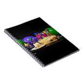 Feestende Fubby's met taart als tractatie. Notitieboek (Rechterzijde)