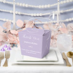 Feestgunst Favor Doos Bedankdoosjes<br><div class="desc">Deze feestgunst doos is weergegeven in een elegante lavendel kleur.
Pas dit item aan en wijzig de voorbeeldtekst in die van jou.
Tip: Voeg gewoon je lekkernijen toe en wat feestelijke linten.</div>