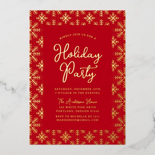 Feestive Red and Gold Snowflakes Holiday Party Folie Uitnodiging (Voorkant)