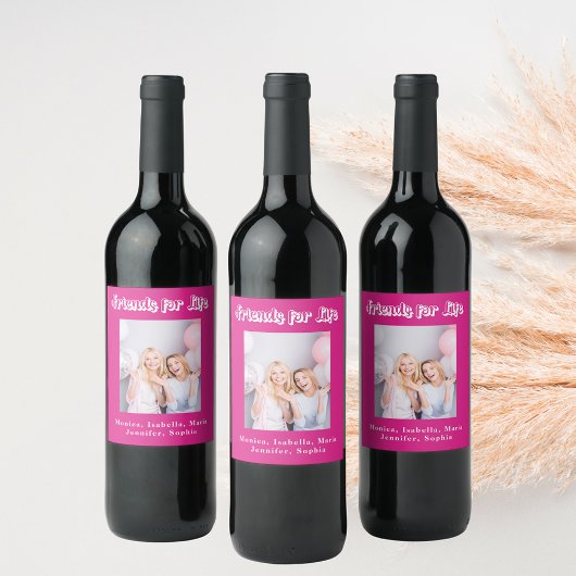 Feestnamen voor beste vriendinnen op hete roze fot wijn etiket