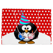 Feestpinguïn Happy Birthday Red Polka Dot Large Cadeautasje (Achterkant)
