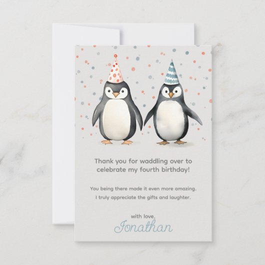 Feestpinguïns, waggelen over de verjaardag van kin bedankkaart (Voorkant)