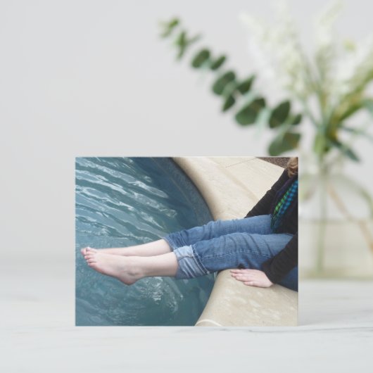 Feet in het Briefkaart van de fontein (Staand voorkant)