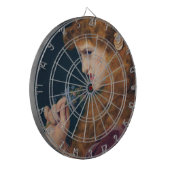 Feisty Red-haring Woman (Schaduw van de Liefde) Dartbord (Voorkant Links)
