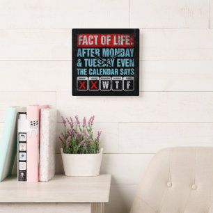 Feit van het Leven Kalender Zegt WTF Humor Vierkante Klok