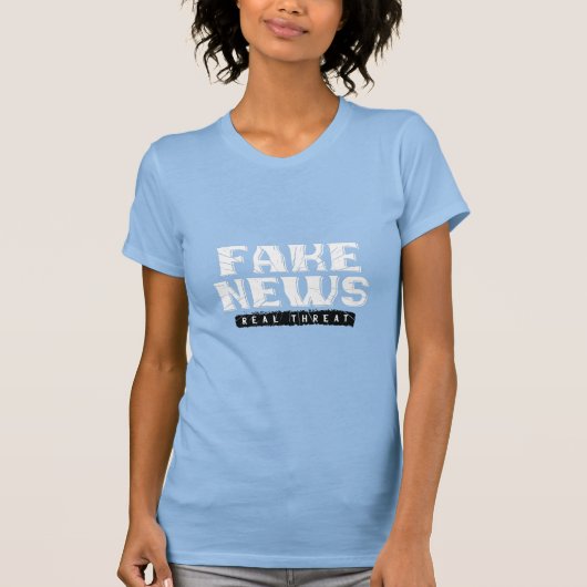 Feitelijke bedreiging voor nepnieuws t-shirt (Voorkant)