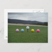 felgekleurde Golf Balls op een berg Briefkaart (Voorkant / Achterkant)