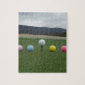 felgekleurde Golf Balls op een berg Legpuzzel (Verticaal)