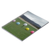 felgekleurde Golf Balls op een berg Notitieboek (Linkerzijde)